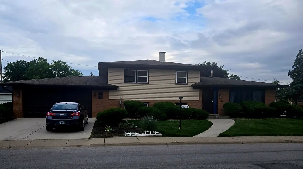 15643 Gouwens Lane, South Holland, IL 60473 - #1