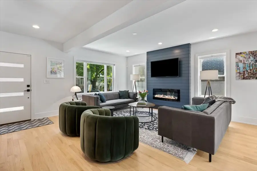 2144 N Rockwell Street, Chicago, IL 60647 - #2