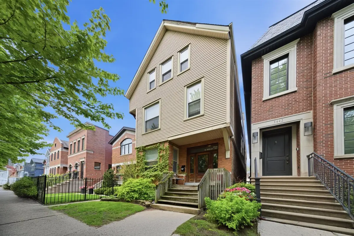 3438 N Seeley Avenue, Chicago, IL 60618 - #1