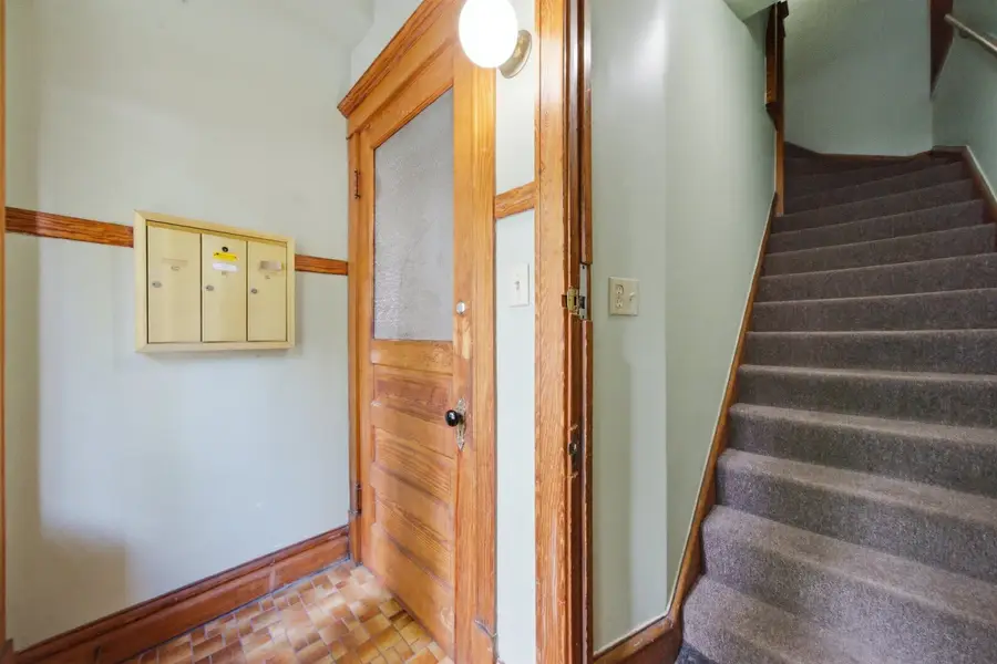 3438 N Seeley Avenue, Chicago, IL 60618 - #3