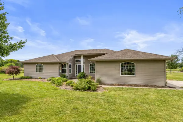 2665 Private Access 374 E, Mahomet, IL 61853