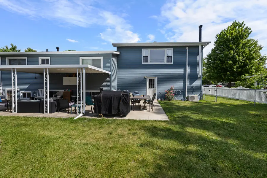 4 Saugatuck Road, Montgomery, IL 60538 - #2