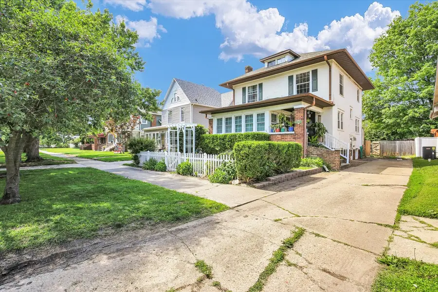 2808 Western Avenue, Mattoon, IL 61938 - #2