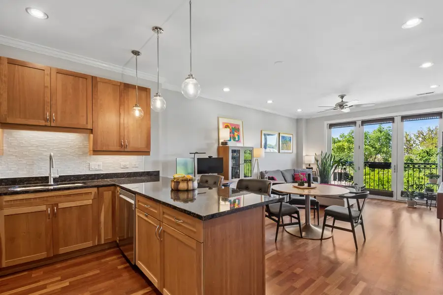 4553 N Magnolia Avenue #403, Chicago, IL 60640 - #2