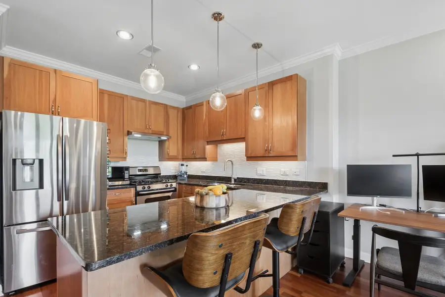 4553 N Magnolia Avenue #403, Chicago, IL 60640 - #3