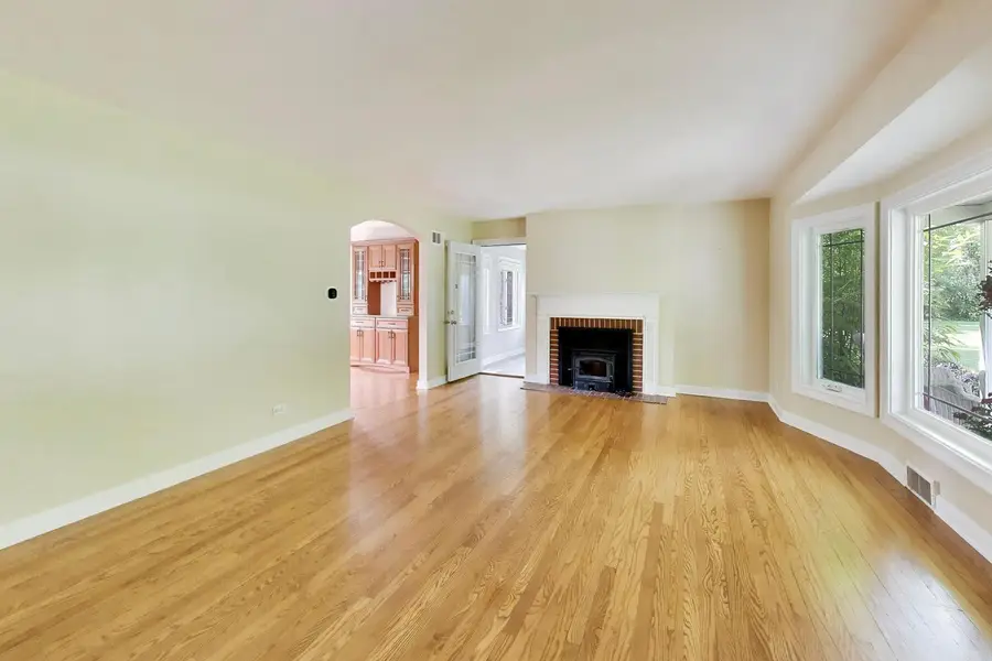 24331 N Kelsey Road, Barrington, IL 60010 - #2