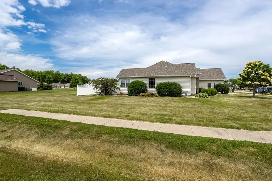 155 Dragonfly Circle, Geneseo, IL 61254 - #3