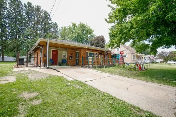 411 E Lincoln Street, Mount Morris, IL 61054