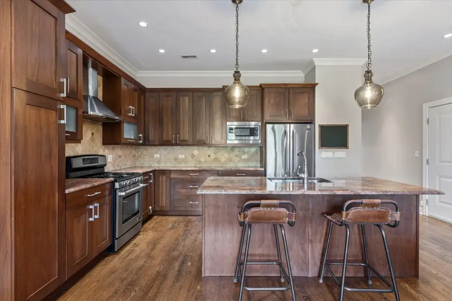 4860 N Clark Street #3s, Chicago, IL 60640 - #3
