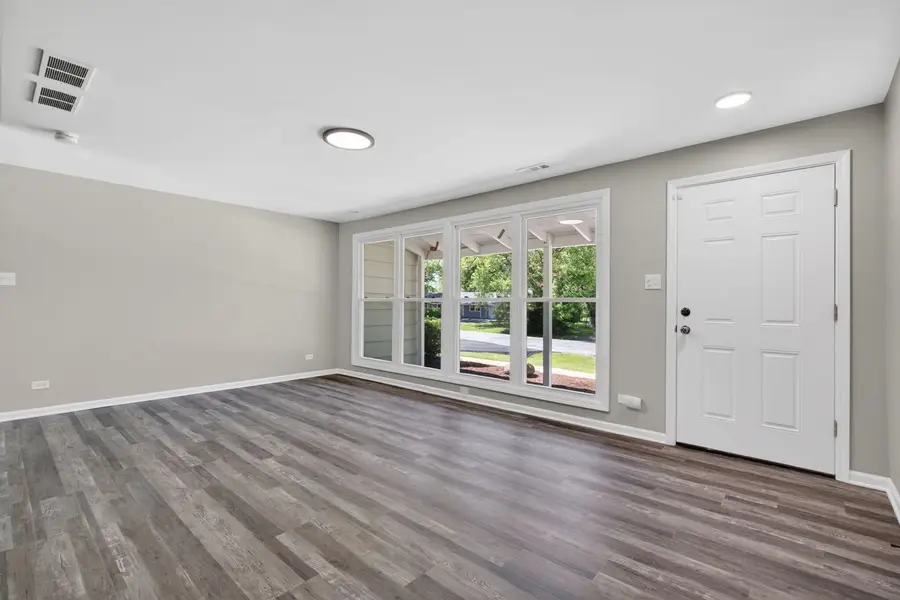 18701 Loras Lane, Country Club Hills, IL 60478 - #3