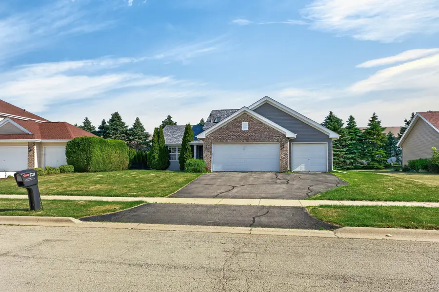 7334 Ashton Villa, Rockford, IL 61107 - #3
