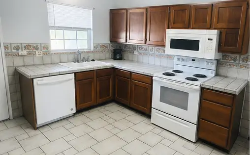 142 E Winchester Road #C, Libertyville, IL 60048 - #3