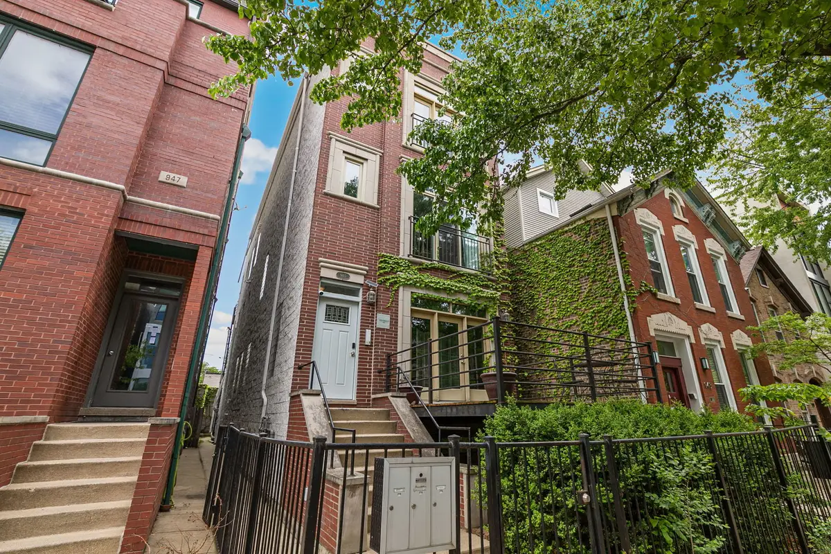 945 N Honore Street #3, Chicago, IL 60622 - #1