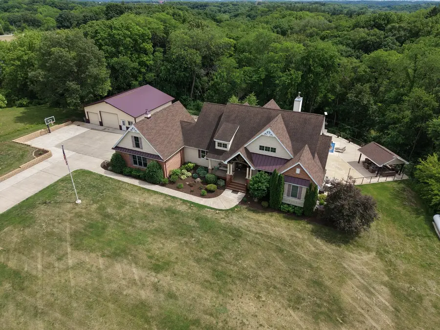 34554 1375 North Avenue, Spring Valley, IL 61362 - #3