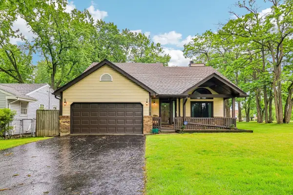 1079 Braeburn Road, Mundelein, IL 60060