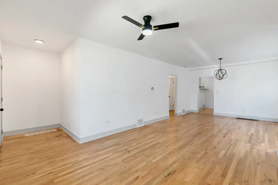 10205 S Yale Avenue, Chicago, IL 60628 - #3