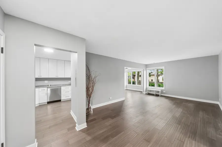150 Lake Boulevard #112, Buffalo Grove, IL 60089 - #3