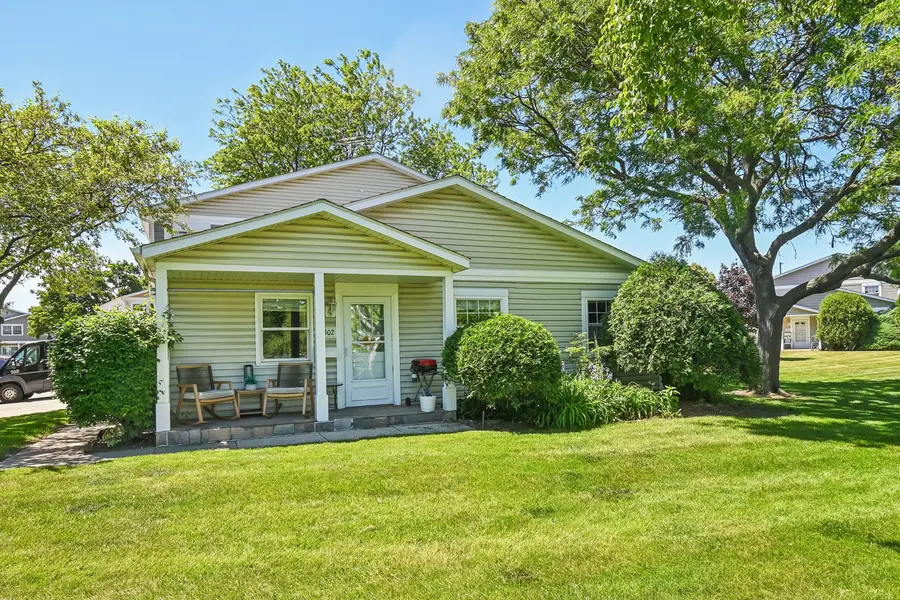 1302 Fall Court, Wheeling, IL 60090 - #2