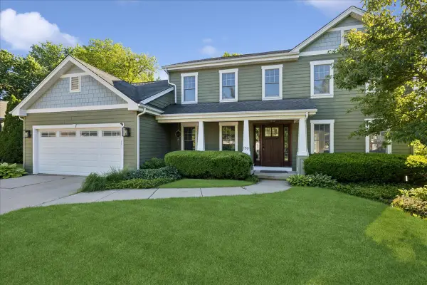 190 Old Forge Road, Elgin, IL 60123