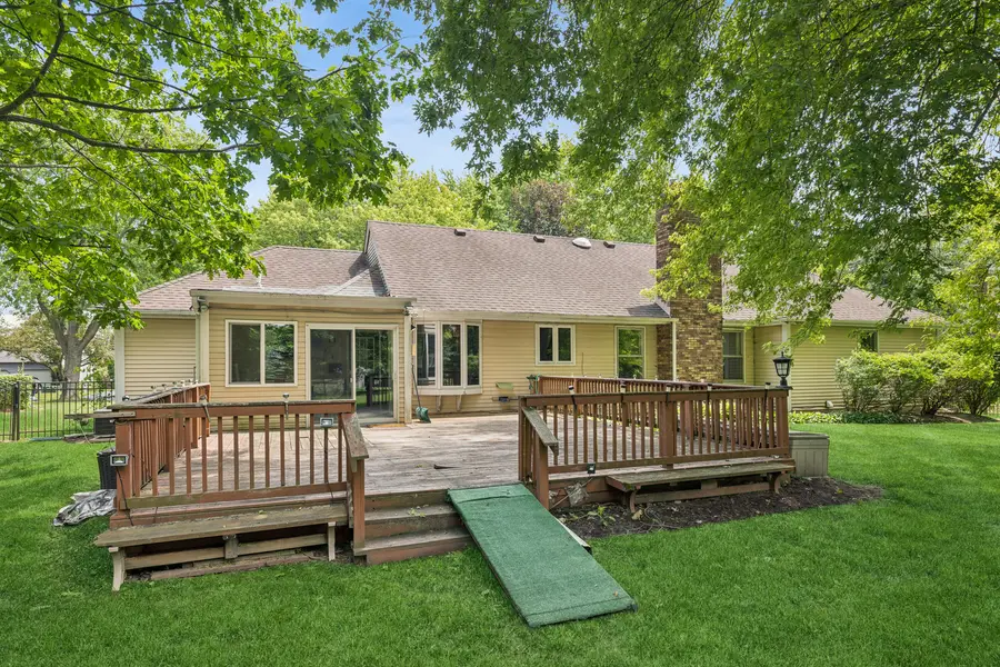 730 Yorktown Drive, Algonquin, IL 60102 - #3