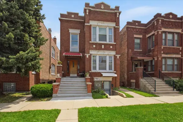 5431 S Hermitage Avenue, Chicago, IL 60609