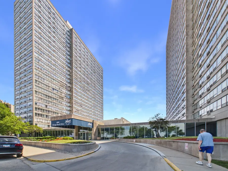 4800 S Chicago Beach Drive #2308S, Chicago, IL 60615 - #3