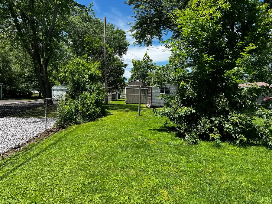 1113 Bel Aire Drive, Mount Vernon, IL 62864 - #3