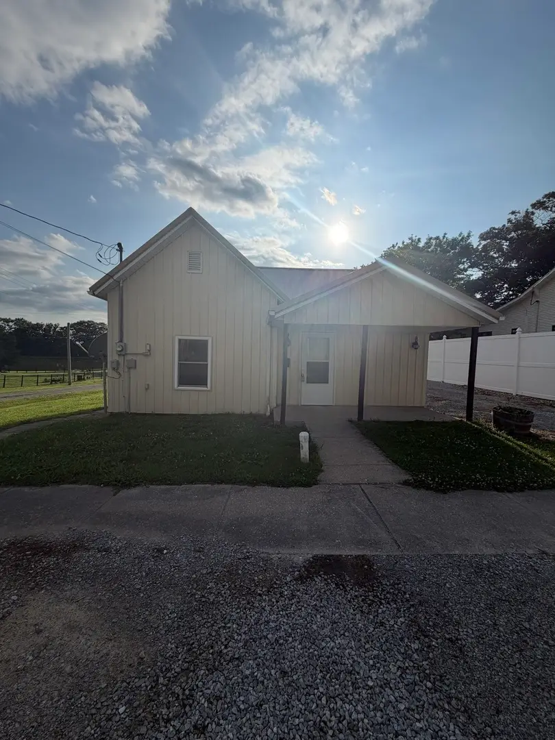 300 N Virginia Street, McLeansboro, IL 62859 - #3