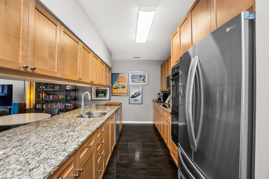 1572 Maple Avenue #404, Evanston, IL 60201 - #3