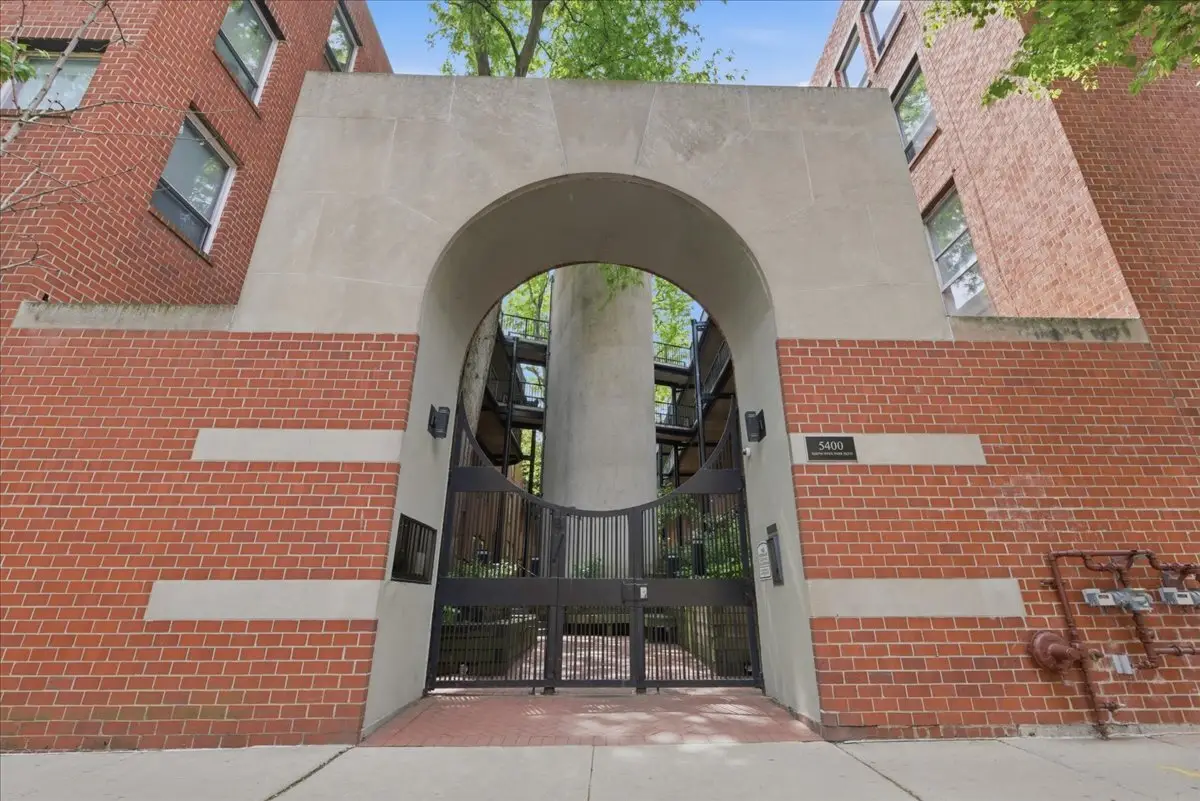 5400 S Hyde Park Boulevard #1c, Chicago, IL 60615 - #1