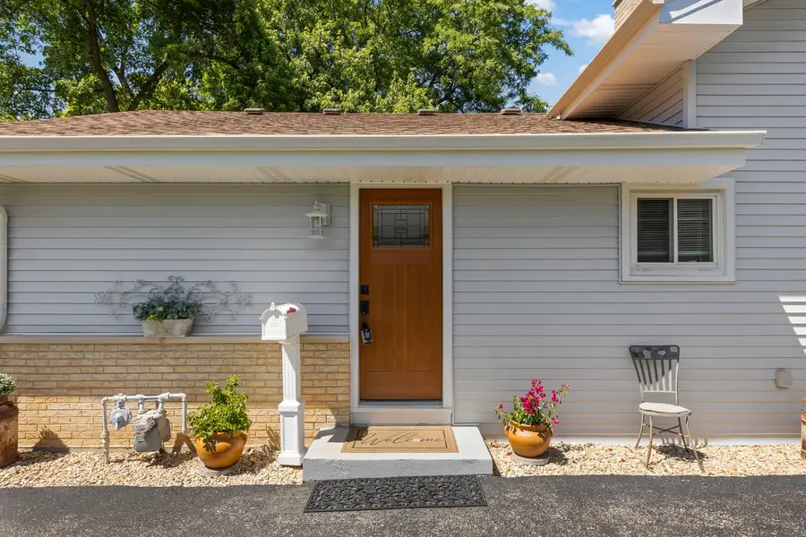 257 S Milton Avenue, Glen Ellyn, IL 60137 - #3