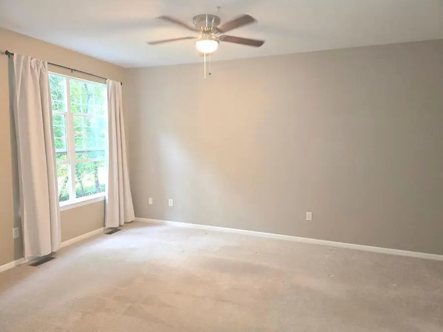 1369 Chestnut Lane, Yorkville, IL 60560 - #2