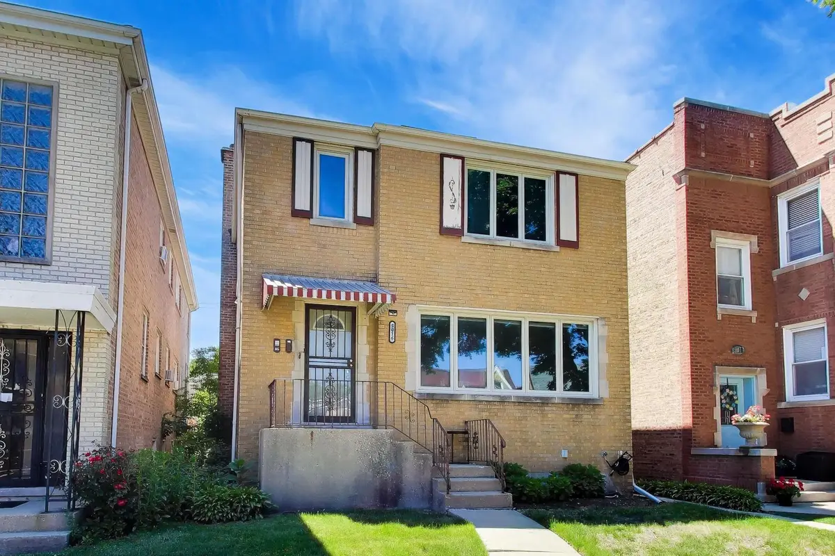 5016 N Mango Avenue, Chicago, IL 60630 - #1