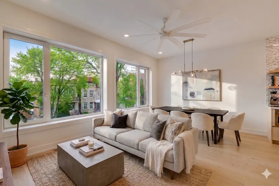 4351 S Vincennes Avenue #2, Chicago, IL 60653 - #3