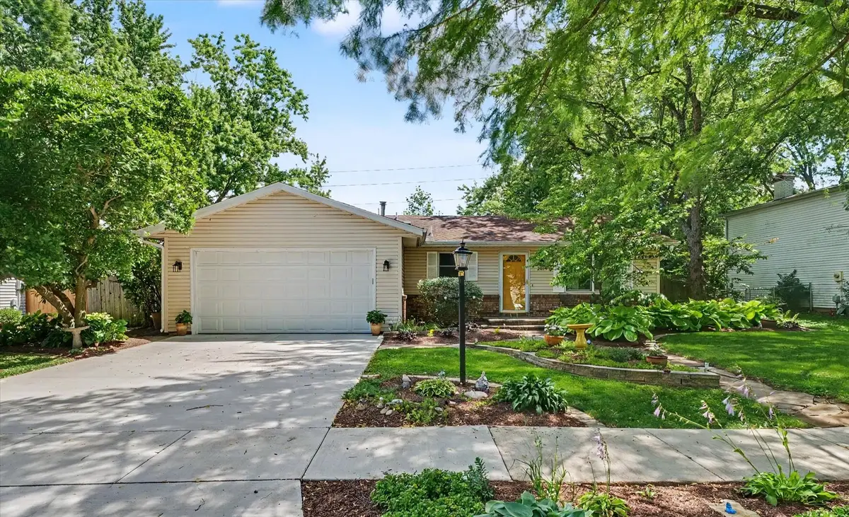 201 E Willard Street, Urbana, IL 61801 - #1