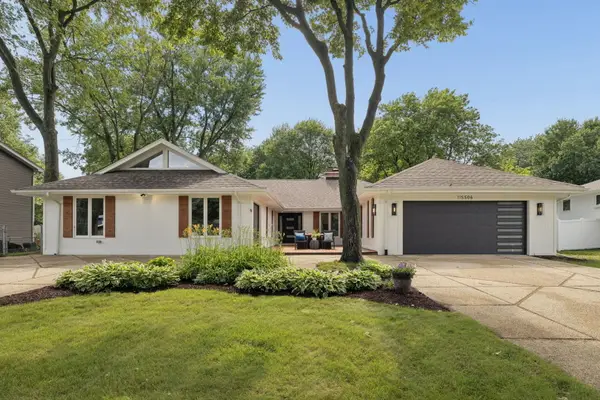 11S506 Whittington Lane, Naperville, IL 60564