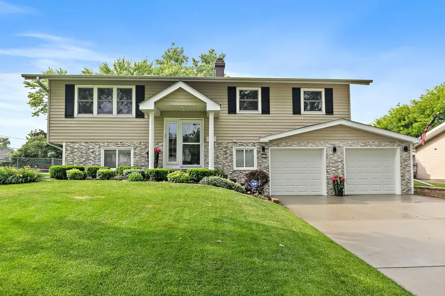 430 Amherst Lane, Hoffman Estates, IL 60169 - #2