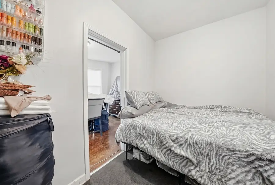 3056 E 87th Street, Chicago, IL 60617 - #3