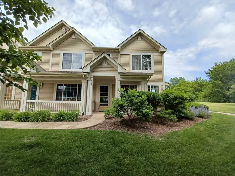 661 Lincoln Station Drive, Oswego, IL 60543 - #1