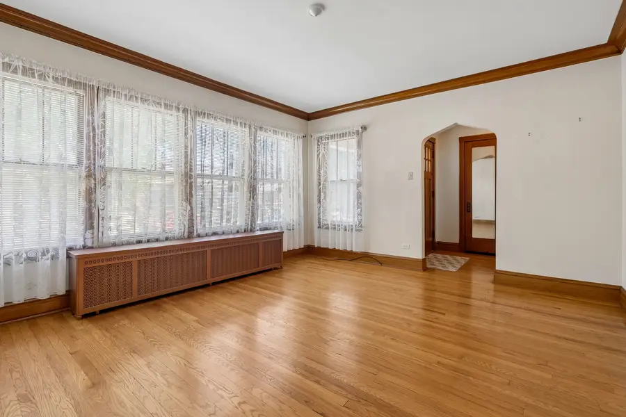 5543 W Berenice Avenue, Chicago, IL 60641 - #3