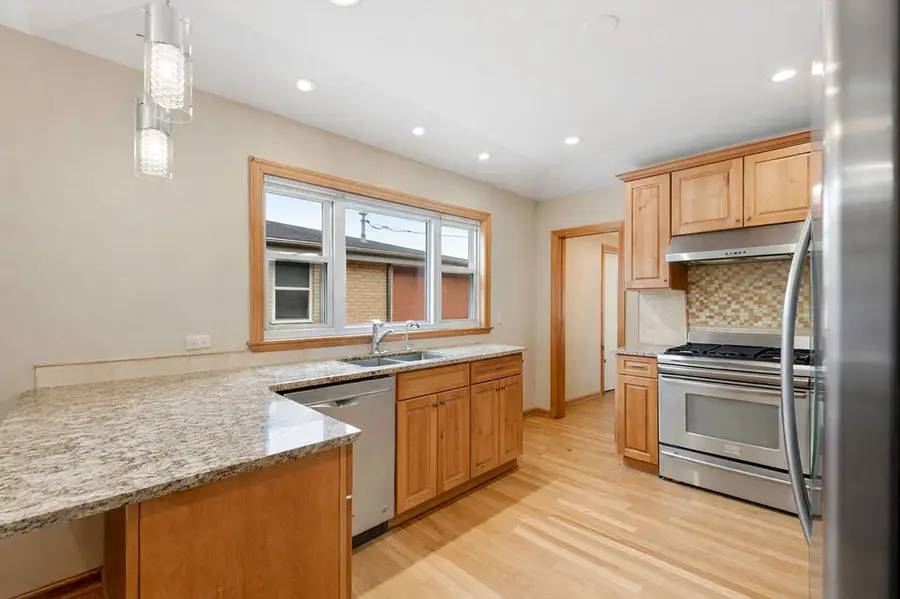 8346 N Octavia Avenue, Niles, IL 60714 - #2