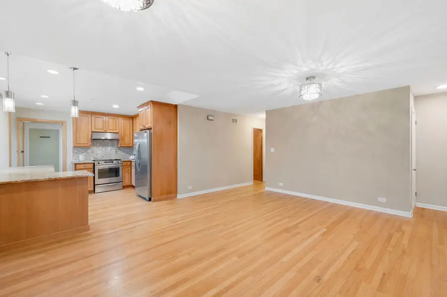 8346 N Octavia Avenue, Niles, IL 60714 - #3