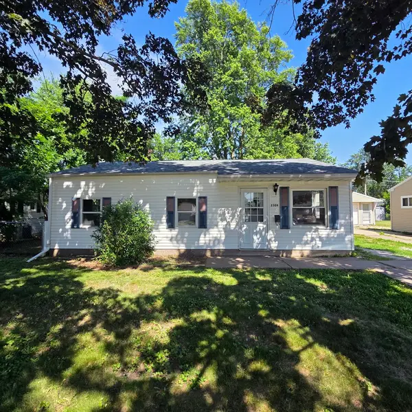 2309 N Fairmount Street, Davenport, IA 52804