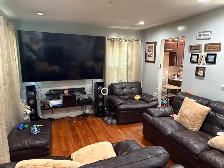 7839 S Trumbull Avenue, Chicago, IL 60652 - #2