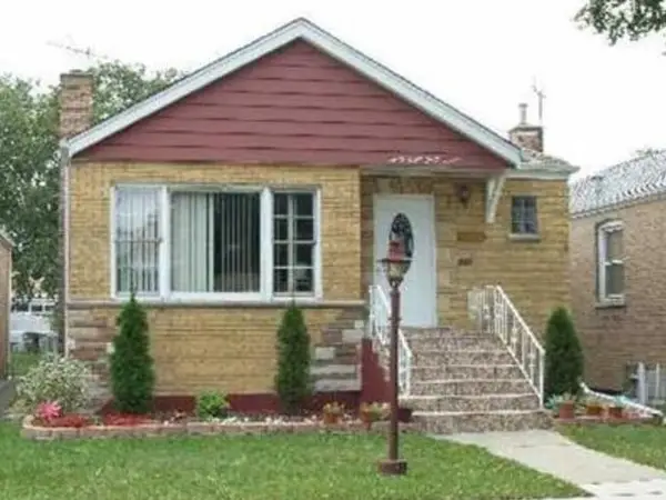 3847 W 70th Street, Chicago, IL 60629