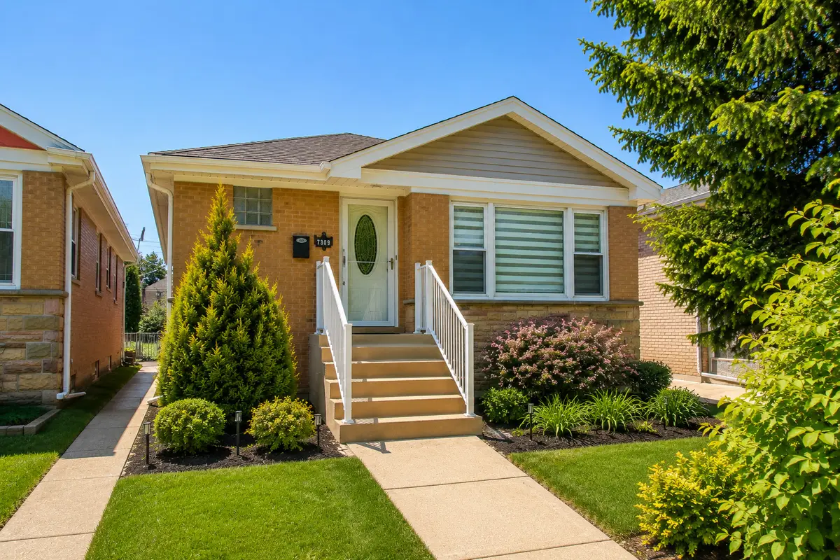 7309 W Pensacola Avenue, Norridge, IL 60706 - #1