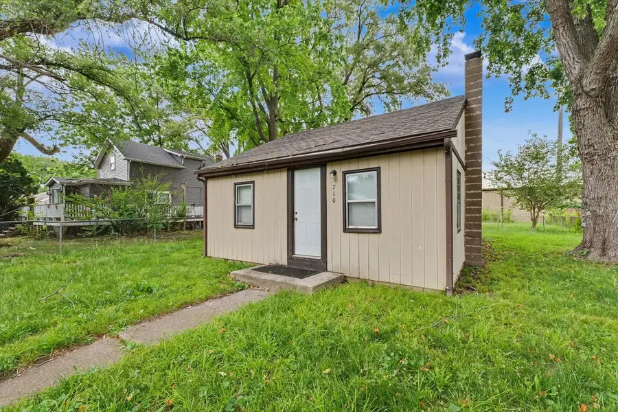 710 E Park Street, Urbana, IL 61802 - #2