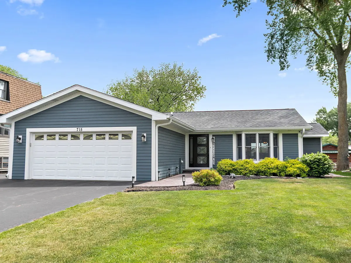 715 Monterrey Terrace, McHenry, IL 60050 - #1