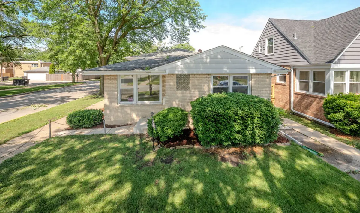 1944 S 15th Avenue, Broadview, IL 60155 - #1