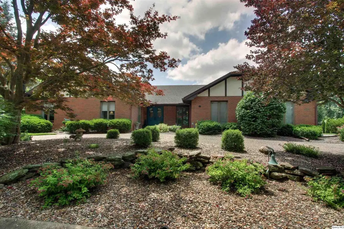 4020 Cumberland Dr., Quincy, IL 62305 - #1